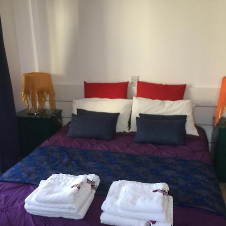 Vangelios Apartments Пафос Экстерьер фото