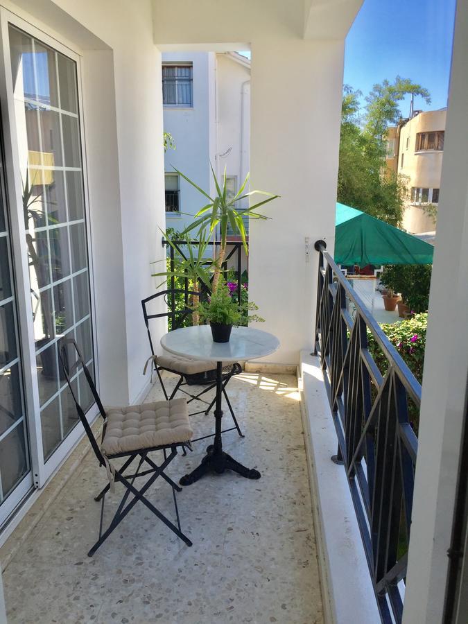 Vangelios Apartments Пафос Экстерьер фото