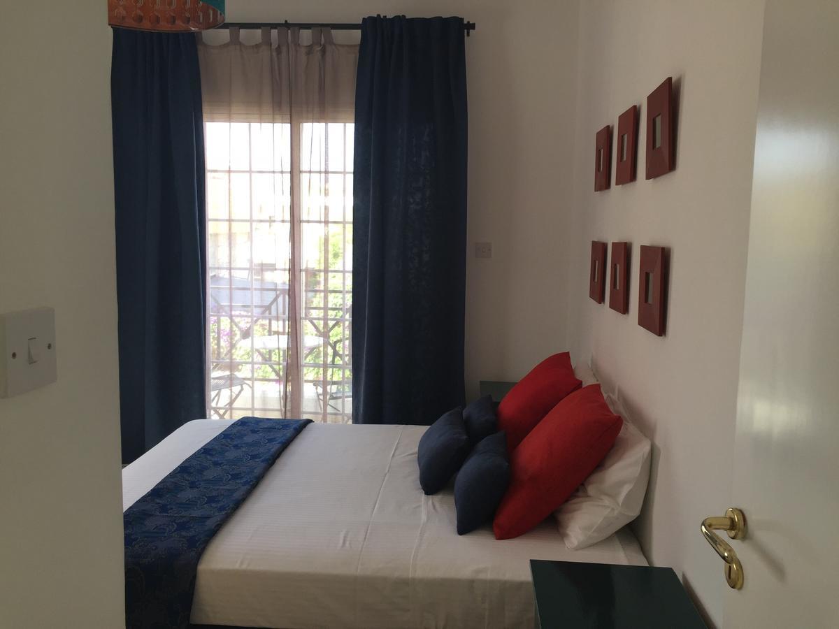 Vangelios Apartments Пафос Экстерьер фото