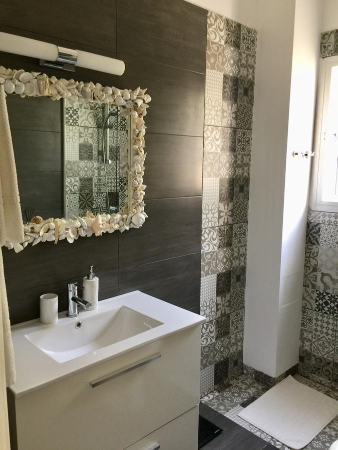 Vangelios Apartments Пафос Экстерьер фото